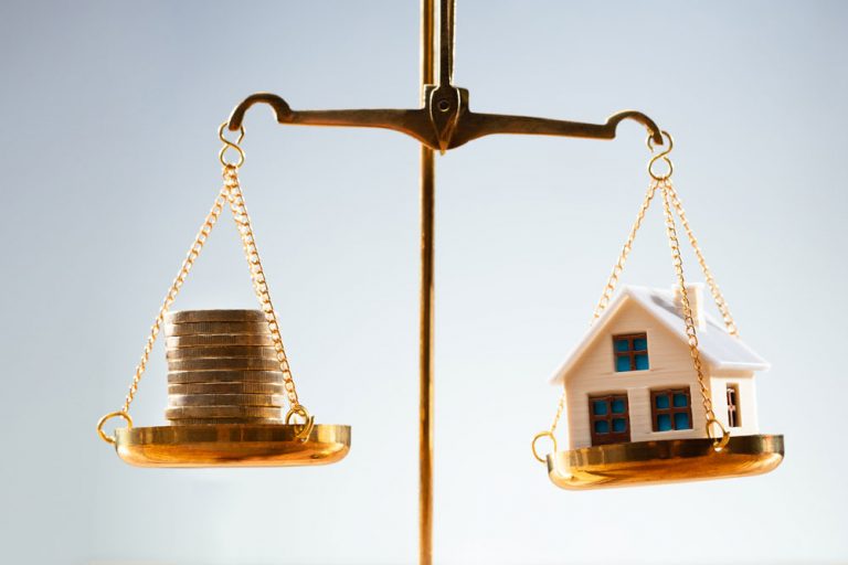 Warum eine Online Immobilienbewertung von einem Makler-Profi durchgeführt werden sollte